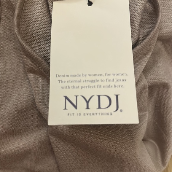 2/$50✨ NYDJ Tank And Shorts Lounge Set​​ - Picture 4 of 4